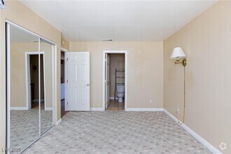 Building Photo - 7300 W Pirates Cove Rd