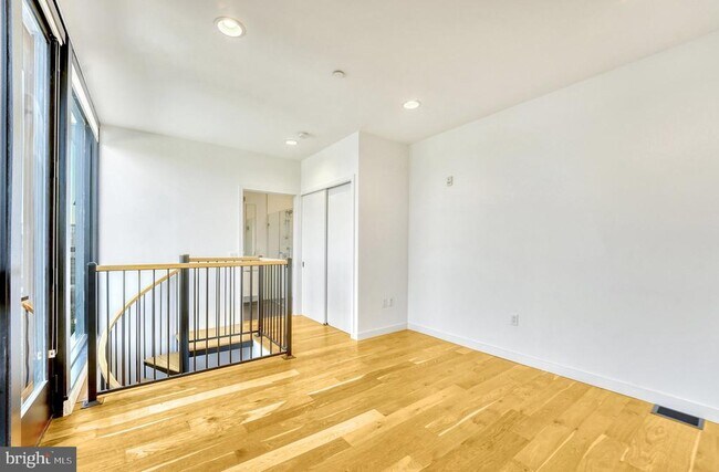 Building Photo - 57 N St NW