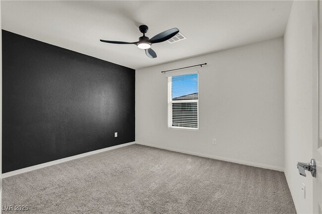 Building Photo - 2662 Champagne Gold Ave