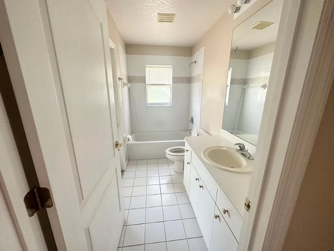 Building Photo - 7831 Citrus Creek Dr