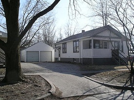 Building Photo - 817 W Hill St