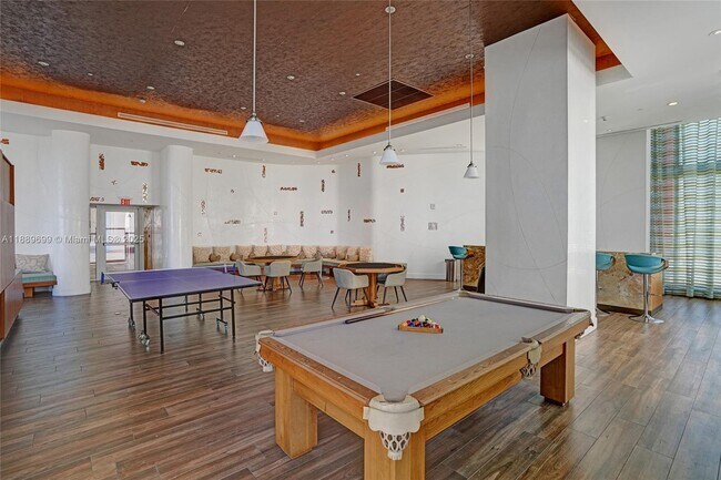 Building Photo - 50 Biscayne Blvd