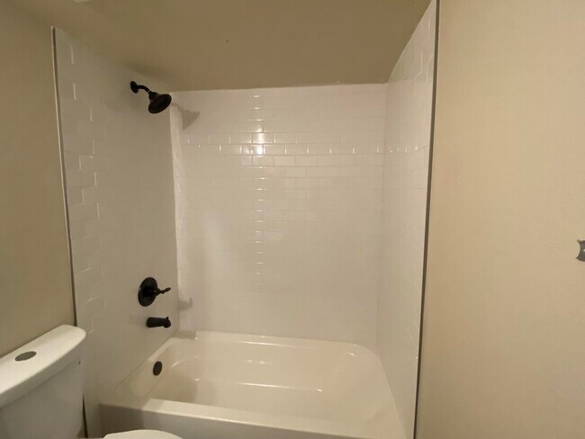 Building Photo - 3916 Tierra Arena Dr