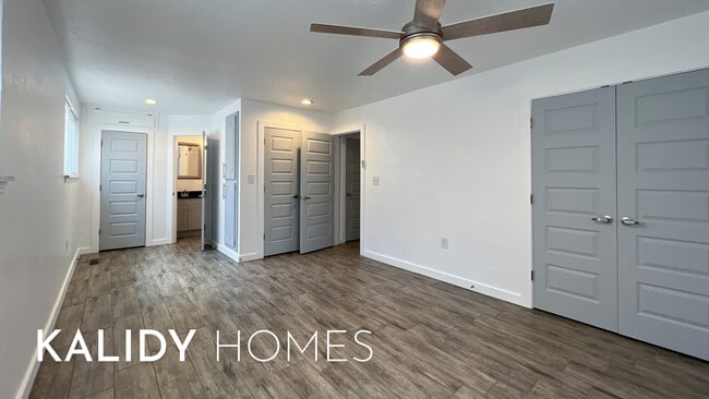 Building Photo - 702 Amity Ln