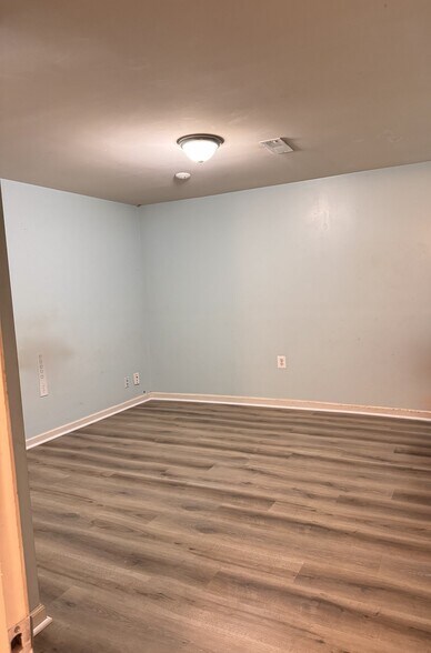 Building Photo - 3826 Greenridge Dr
