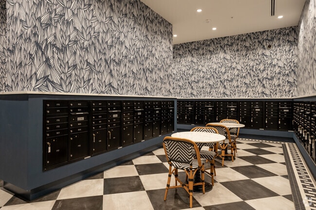 Interior Photo - Alexan Waterloo