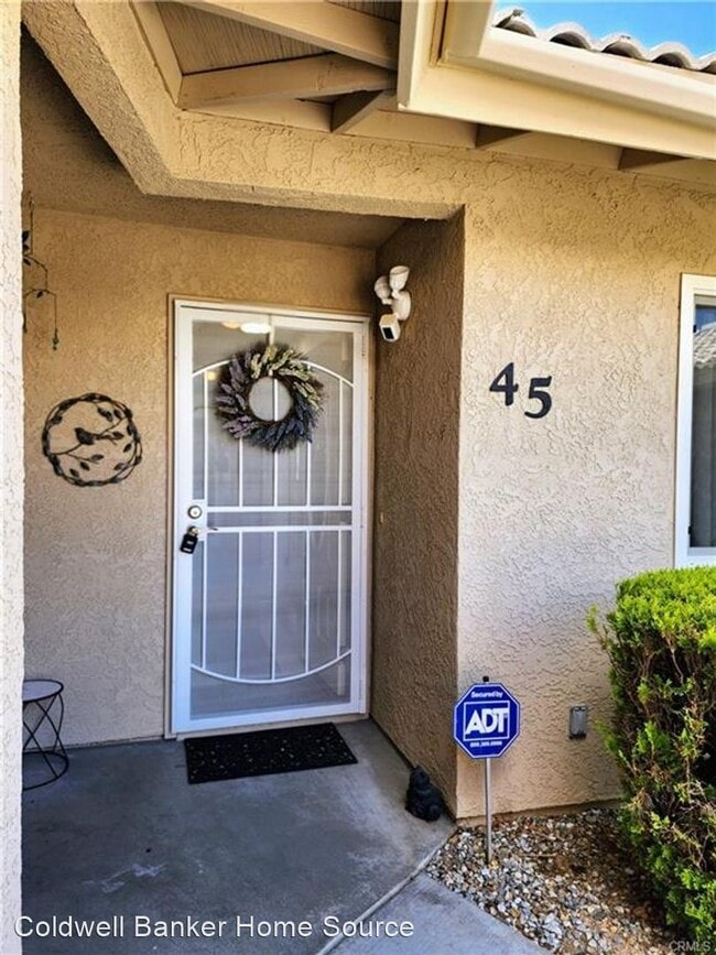 Primary Photo - 3 br, 2 bath House - 27535 Lakeview Dr. #45