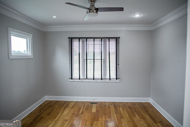 Building Photo - 1211 Hawthorne Cir