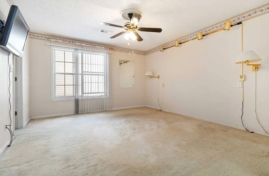 Building Photo - 1505 Idlewood Rd