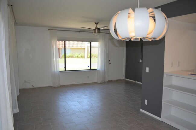 Building Photo - 35610 Graciosa Ct