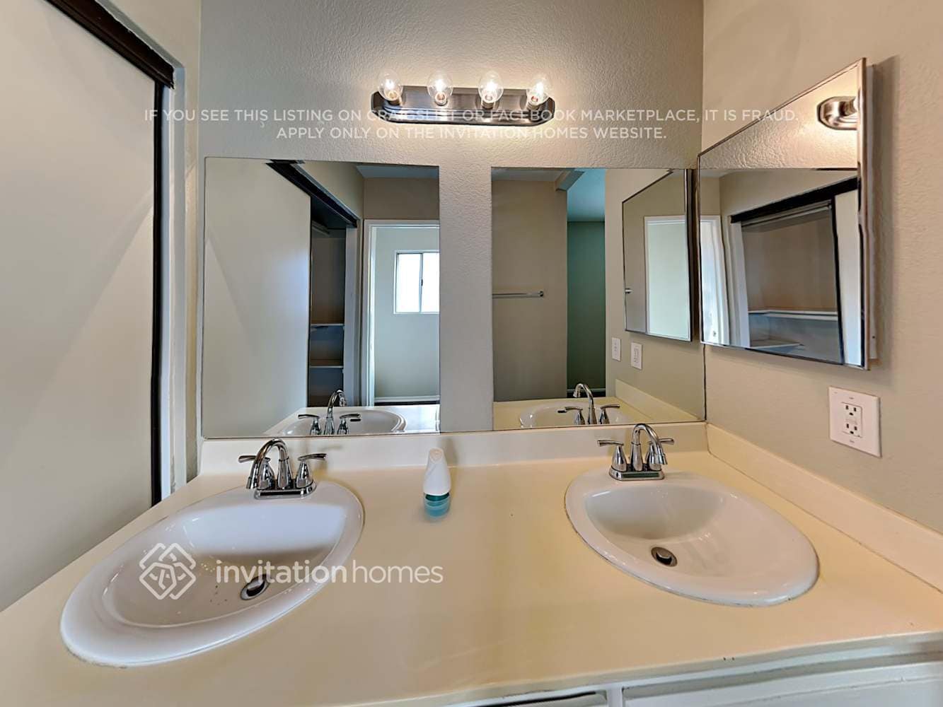 Building Photo - 681 N Driftwood Ave