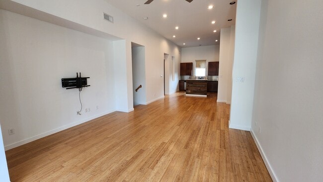 Building Photo - 744 Cannen John Ln