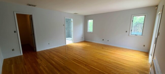 Building Photo - 76 Havemeyer Ln