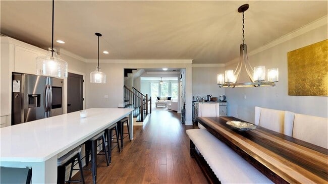 Building Photo - 1468 Addison Pl