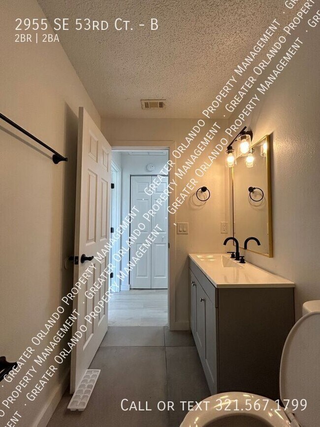 Building Photo - 2955 SE 53rd Ct