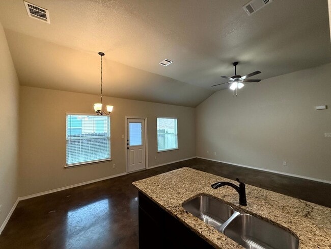 Building Photo - 228 Ragsdale Way