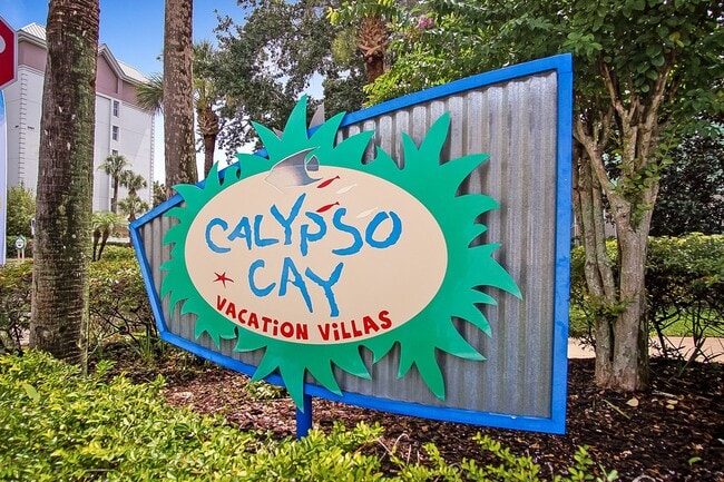 Building Photo - Runaway Beach Condo now available!
