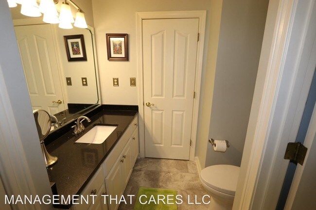 Building Photo - 5238 Lexington Park Cir N