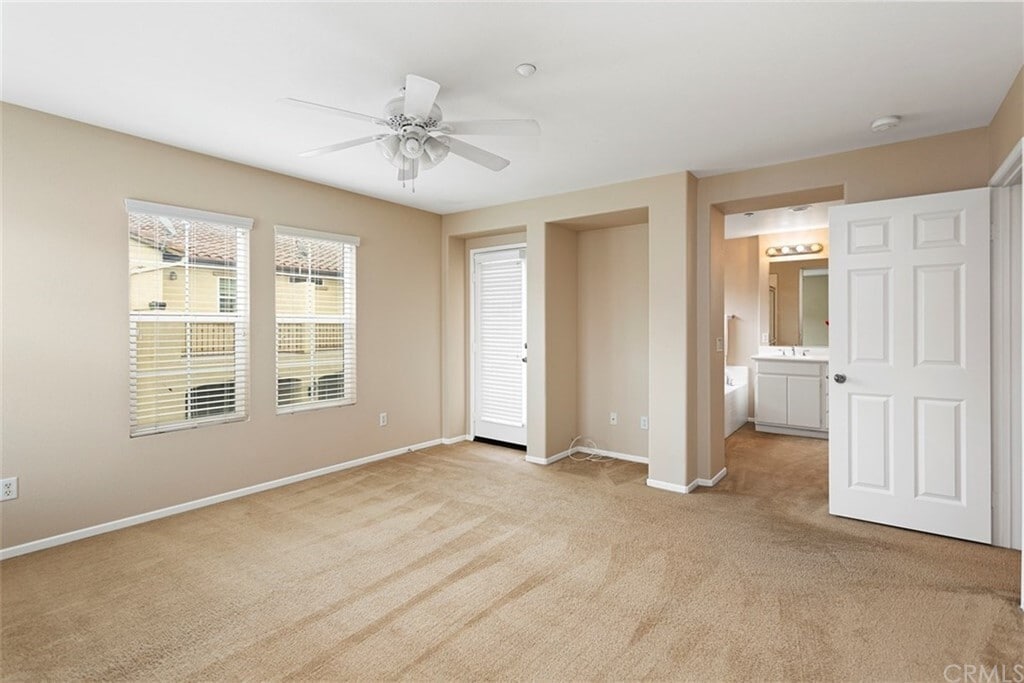 Building Photo - 41865 Davenport Way