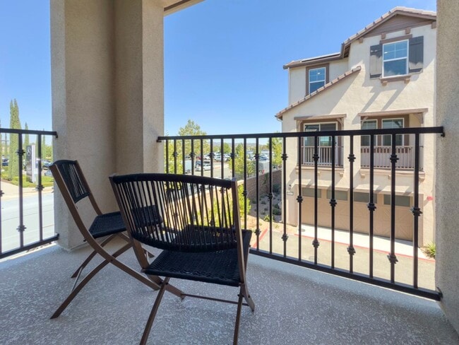 Building Photo - ~ UNIQUE FIND ~ New Construction SOLAR Hom...