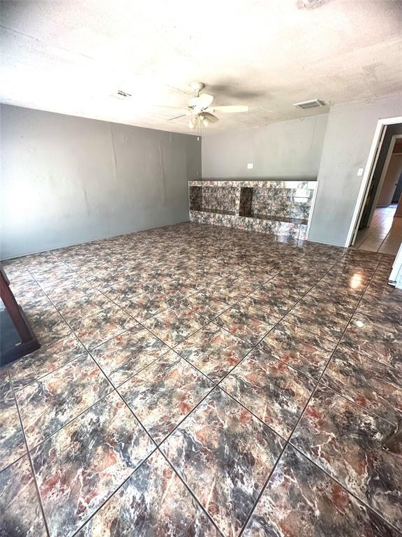 Building Photo - 12702 Fern Forest Dr