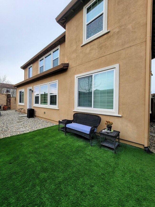 Building Photo - Move-In Special: Get $2,000 Off Your Secur...