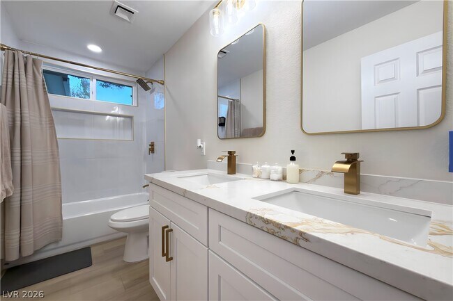 Building Photo - 4331 Cicada Way
