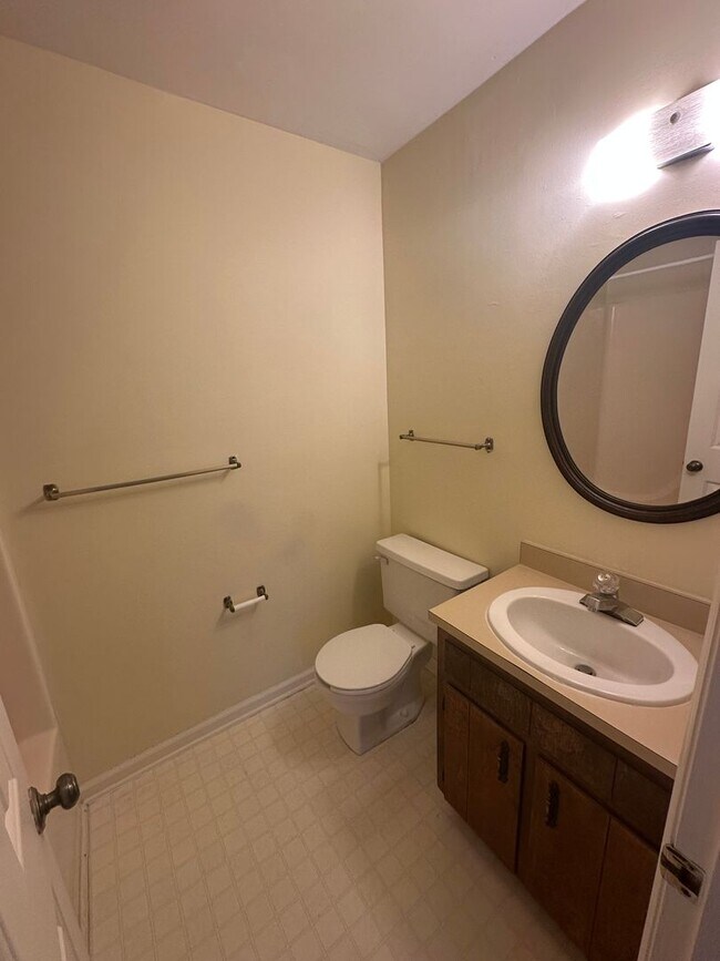 Building Photo - One Month Rent Free! Dual Primary Bedrooms...