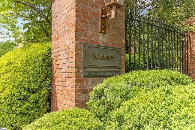 Building Photo - 110 Kilkenney Ct