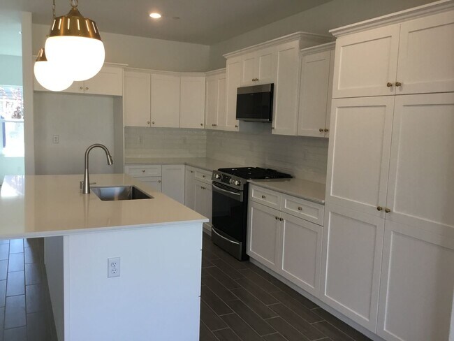 Building Photo - Lennar Home at Riverstone