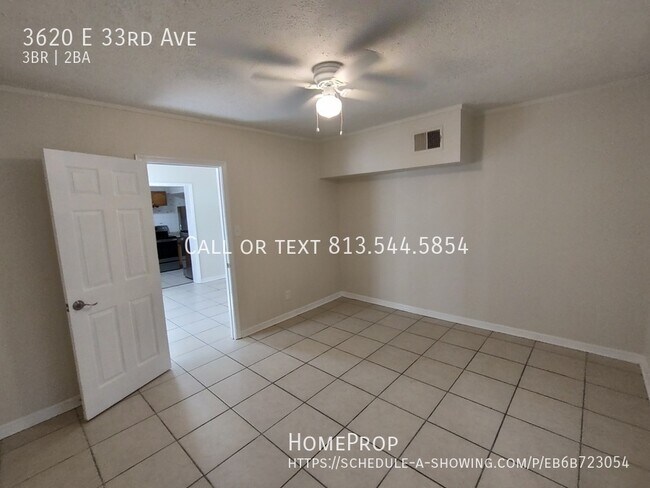 Building Photo - 3620 E 33rd Ave