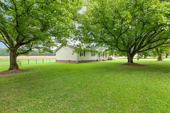 Building Photo - 3518 Lee Ave