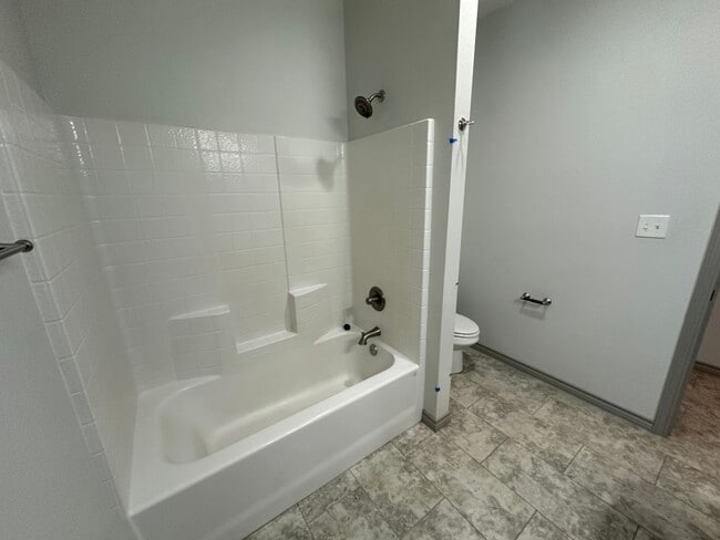 Building Photo - 13314 County Rd 285