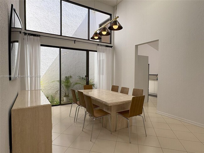 Building Photo - 2538 Windsor Way Ct