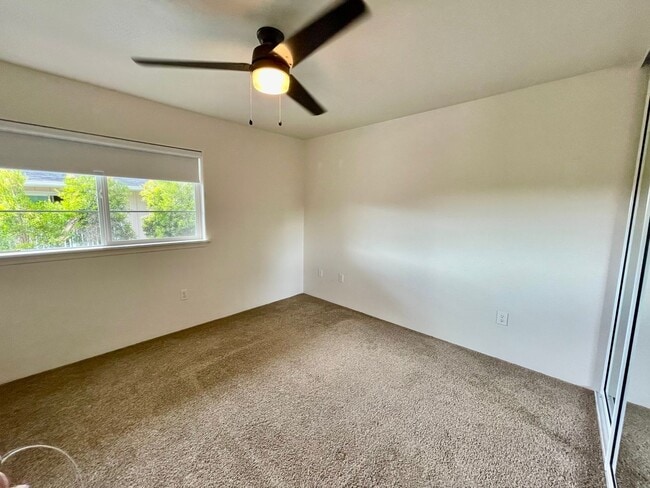 Building Photo - 2bed/2.5 bath PET FRIENDLY Townhome Available in Kapolei!