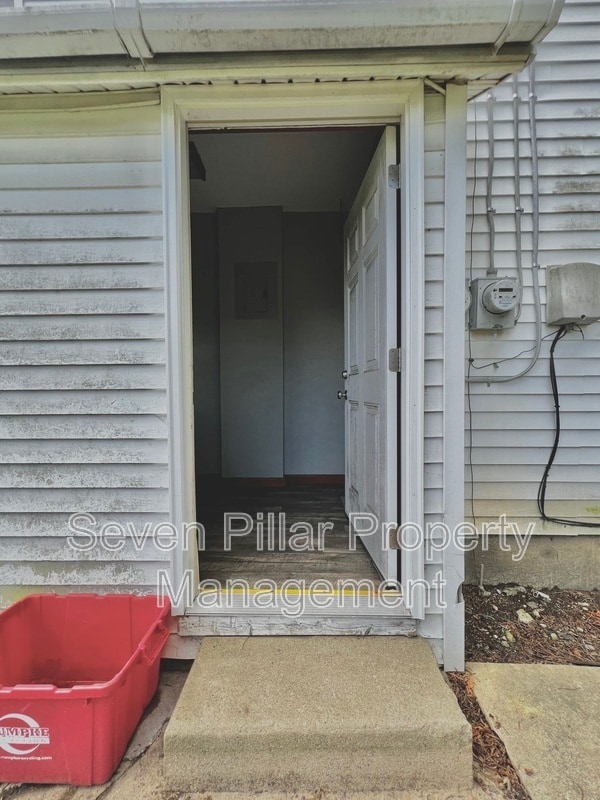 Building Photo - 504 Martin St