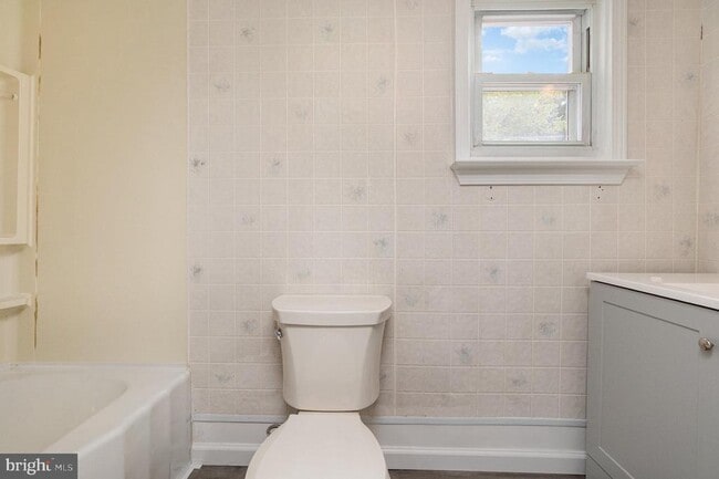 Building Photo - 1320 Conowingo Rd