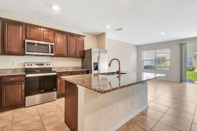 Building Photo - 8 Bella Oaks Dr