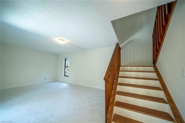 Building Photo - 17455 Overhill Dr