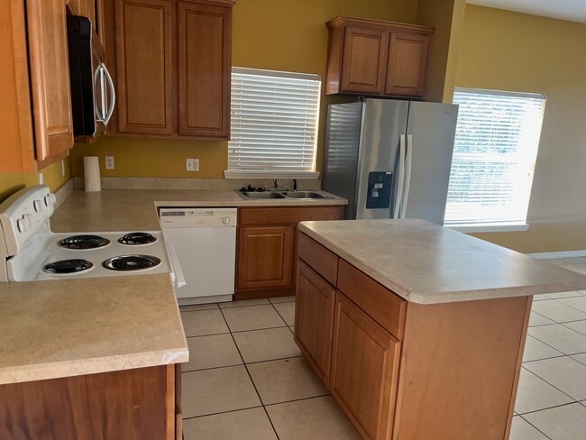 Building Photo - 4359 Spring Blossom Dr