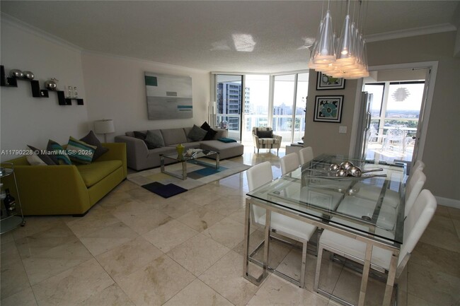 Building Photo - 21205 Yacht Club Dr