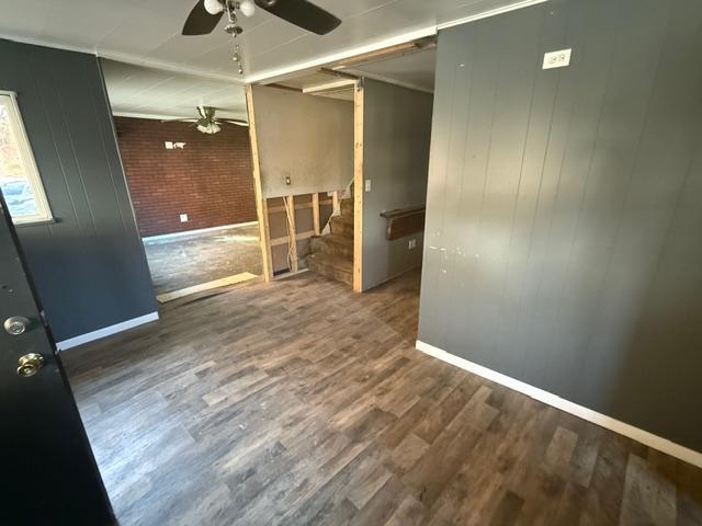 Building Photo - 419 Byng St