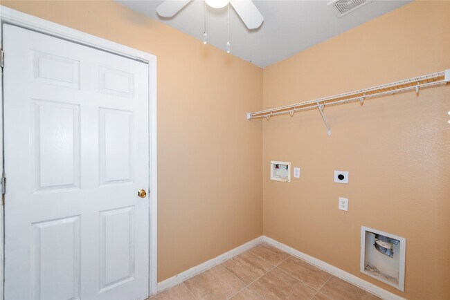 Building Photo - 21219 Misty Brook Bend Ln