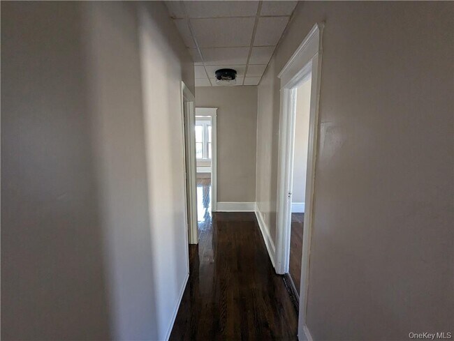 Building Photo - 65 Academy St