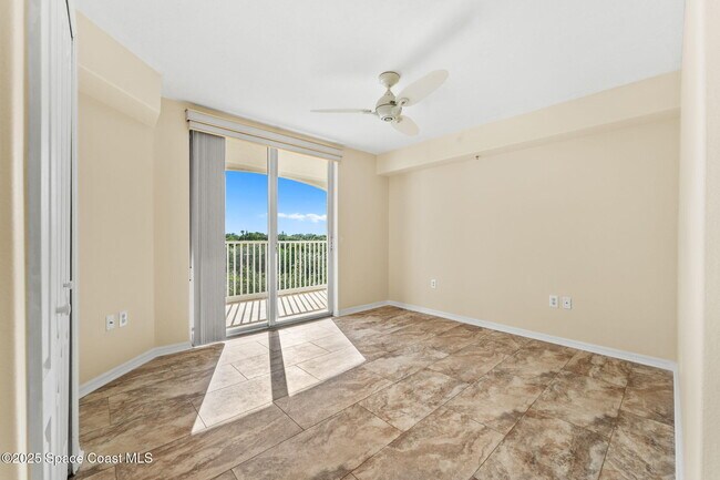 Building Photo - 821 Del Rio Way
