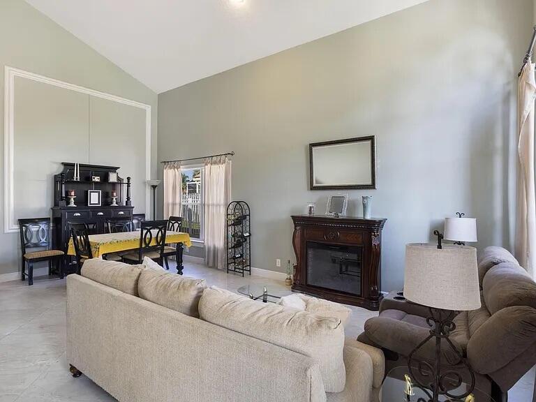 Building Photo - 7782 Hoffy Cir