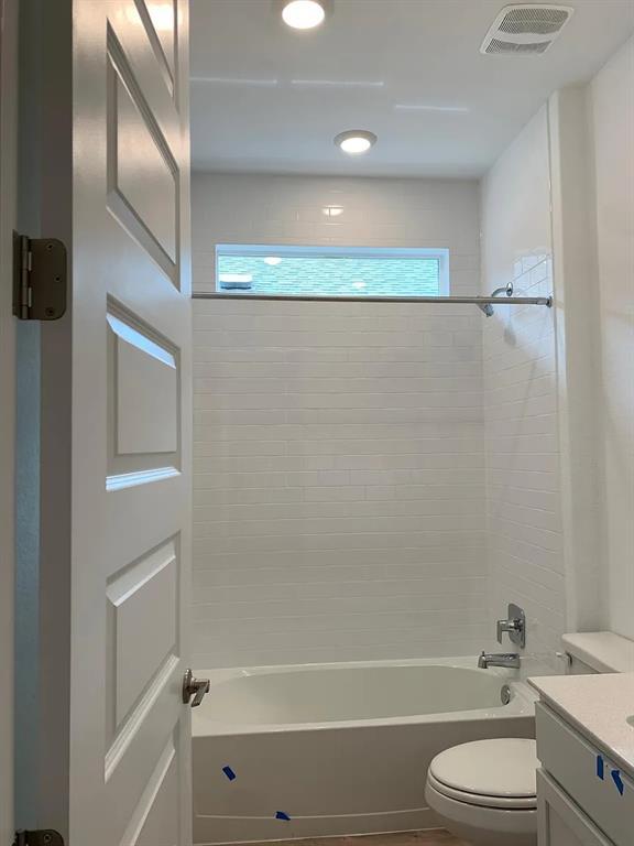 Building Photo - 2012 Centerline Ln