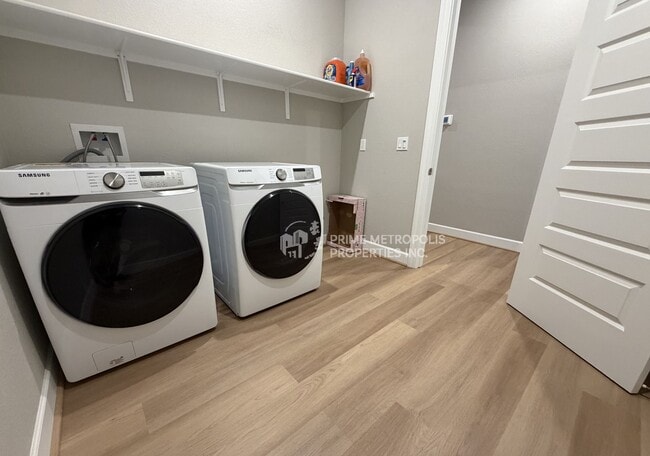 Building Photo - 681 Bacarra St