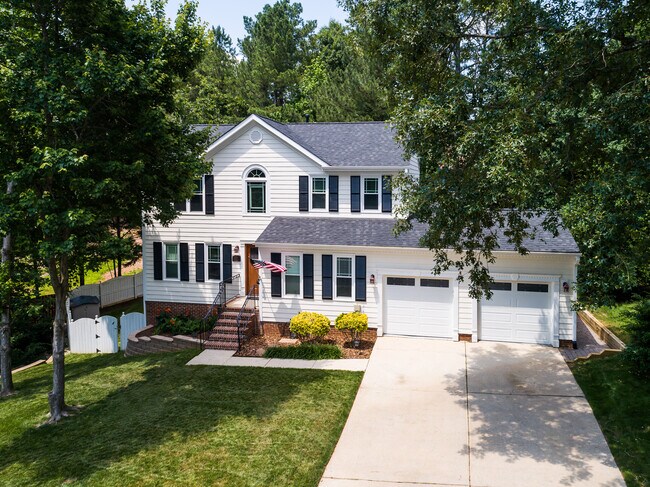 Building Photo - 206 Maumee Ct