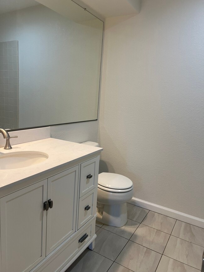 Building Photo - 15071 Cozumel Dr